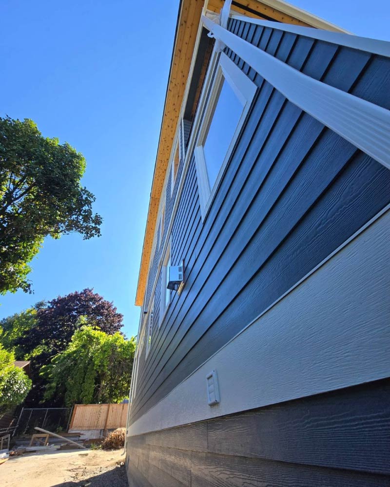 Siding bottom view